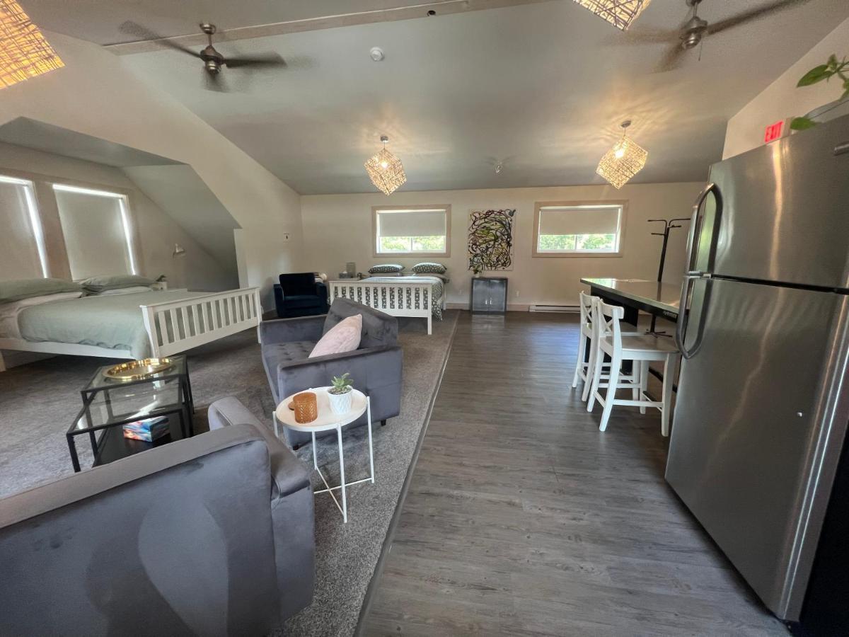 Fieldstone Guesthouse Clearwater Buitenkant foto